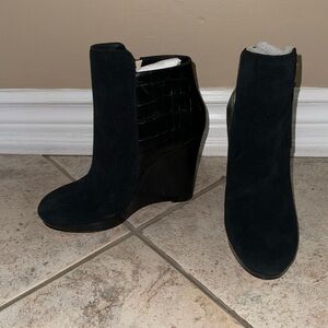 Michael Kors Mixed Medium Boots (Suede/Leather)